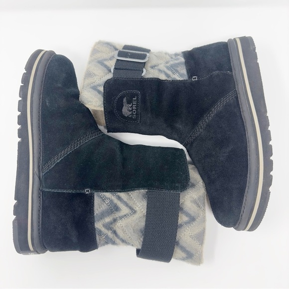 Sorel “Newbie” Suede Boots - Picture 5 of 8
